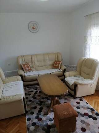 Дома для отпуска Holiday Home Zindovic Мойковац Дом с 2 спальнями-23